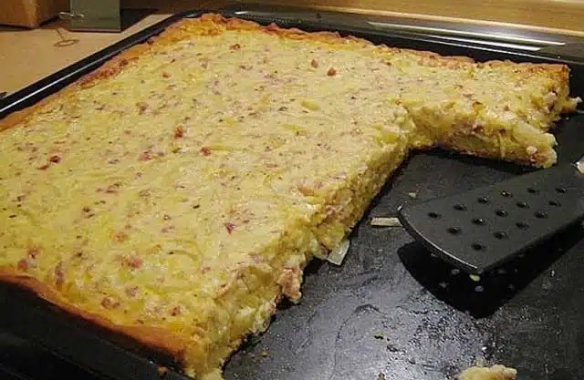 Recept na cibulový koláč jako na podzimním trhu