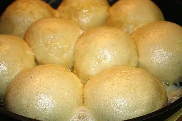 Recept na sladké kynuté knedlíky