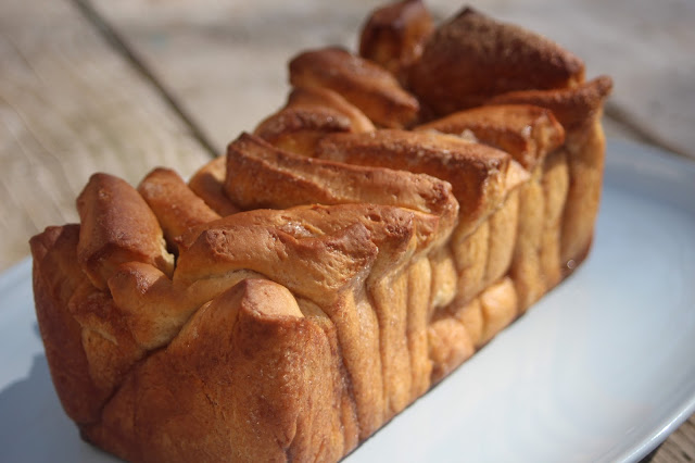 Hefezupfbrot mit Zimtzucker