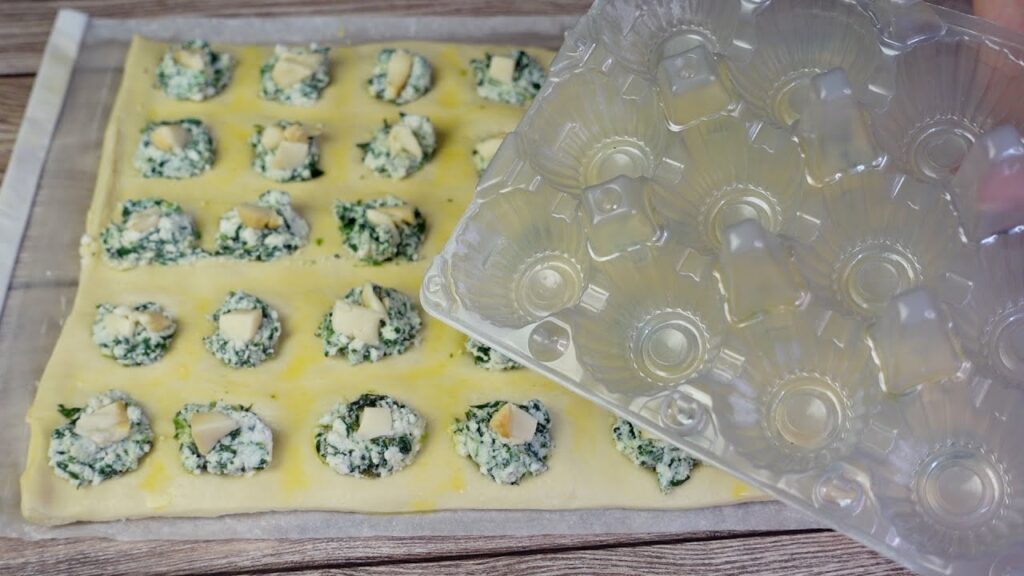 Dělám 50 za minutu | Chytrý recept s vajíčkovou krabičkou, na Vánoce servujete mistrovské jednohubky!