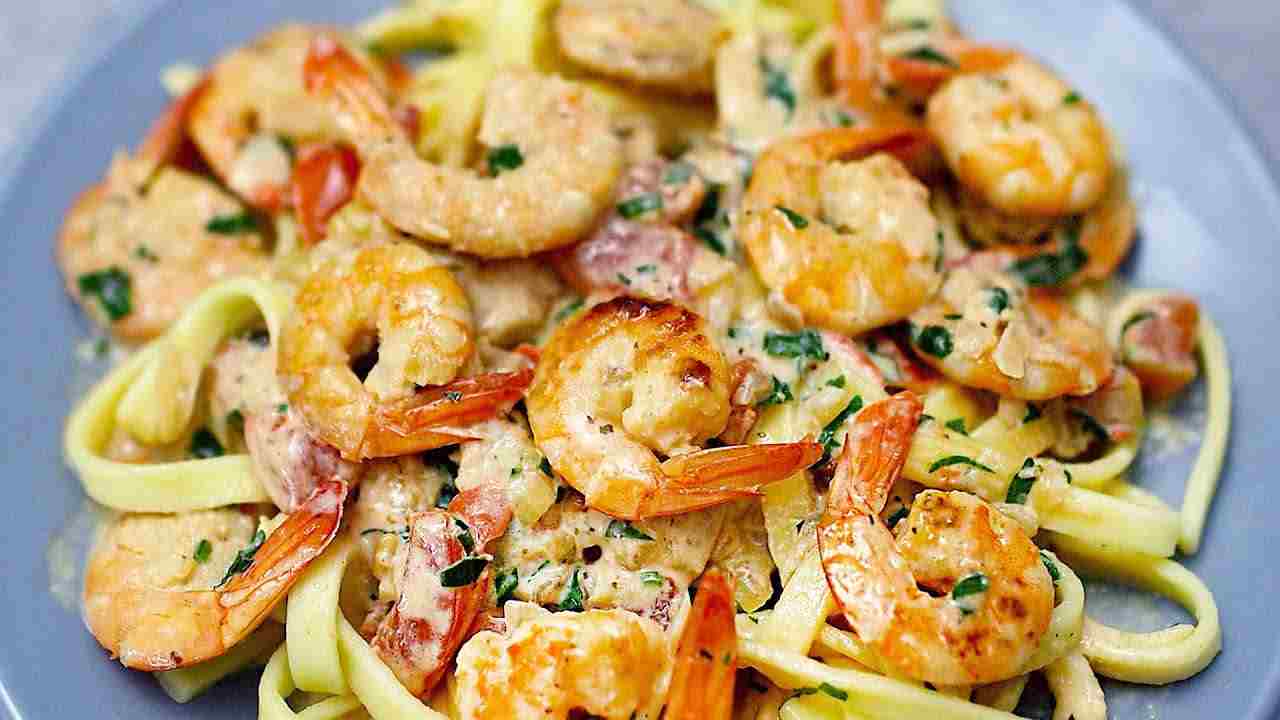 Krevetový kari se špenátem