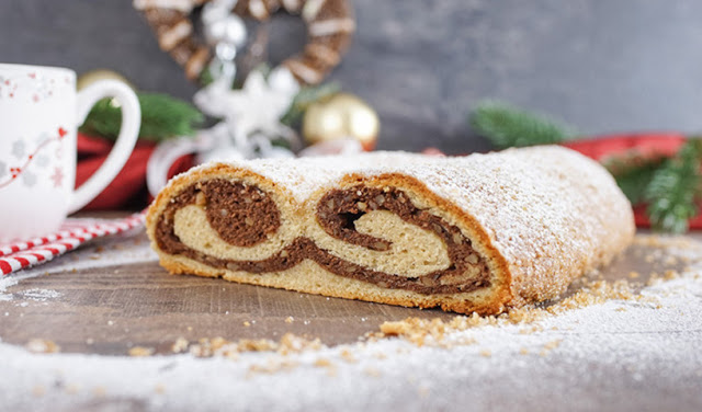 Spekulatius-mazanec / Vánočka bez sušeného ovoce