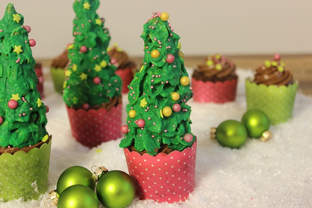 Perníkové muffiny s vánočním stromkem