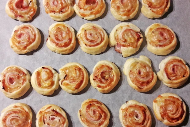 Šunkovo-sýrové šneky