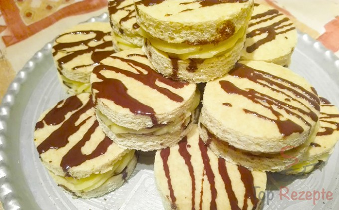 Originální sušenky s vanilkovým krémem