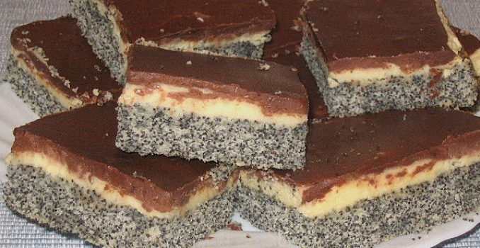 Makový koláč s vanilkovým krémem a čokoládou (lahodný plechový koláč, vždy chutná skvěle a podaří se vždy)