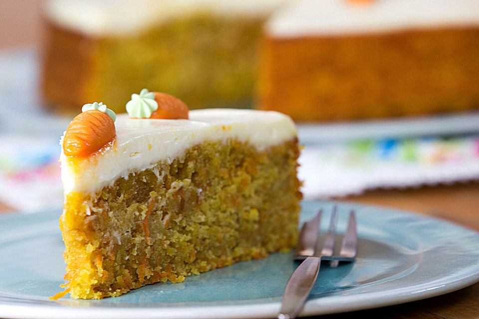 Mrkvový koláč, cuketový koláč nebo koláč z mrkve