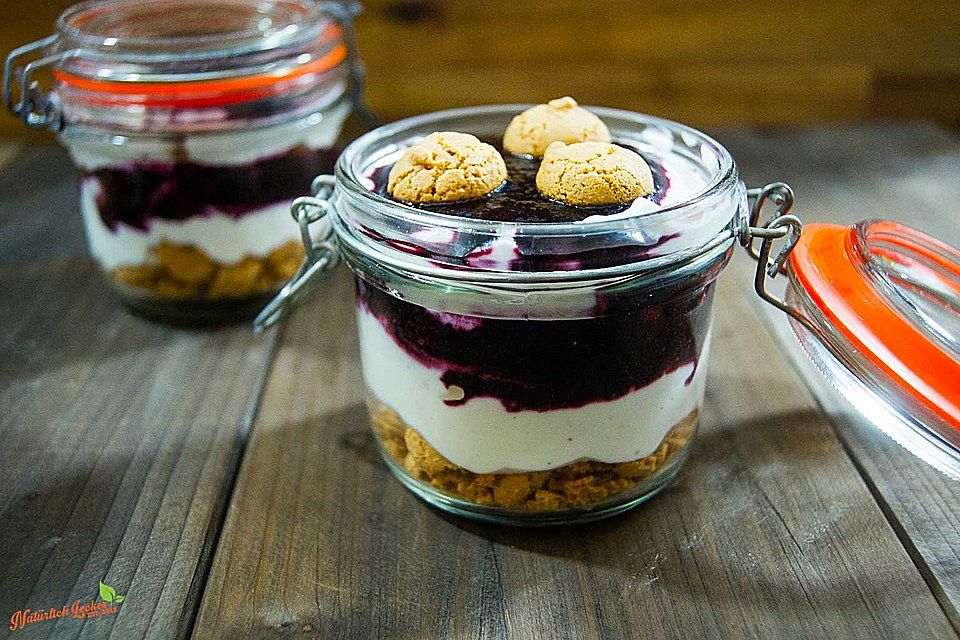 Borůvkový dezert Amarettini