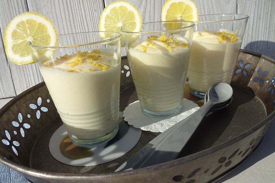 Jemná citronová pěna