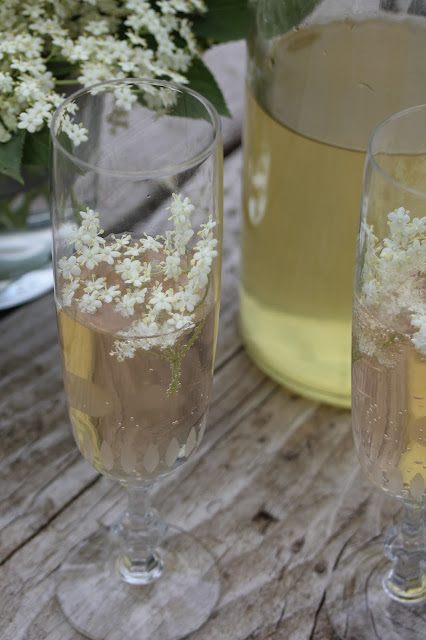 Holunderblütensirup & Hugo