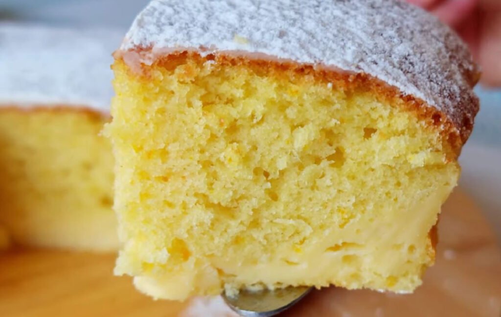 Perfektní koláč k snídani, je měkký a velmi aromatický: Recept jsem ukradl z domu své babičky!