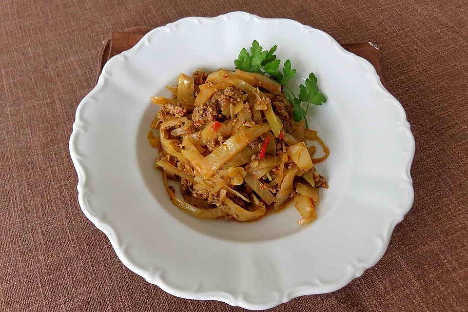 Mleté maso – bílý zelí – hrnec se skořicí