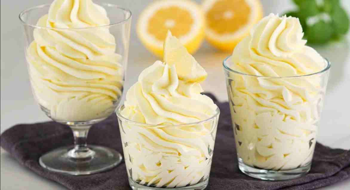 Vánoční citronový krém s jogurtem