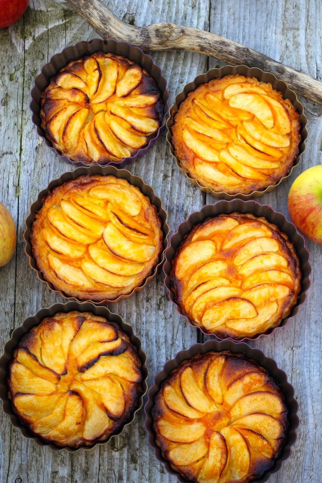 Jablečno‑rakytníkové tartaletky a přímořské pochoutky