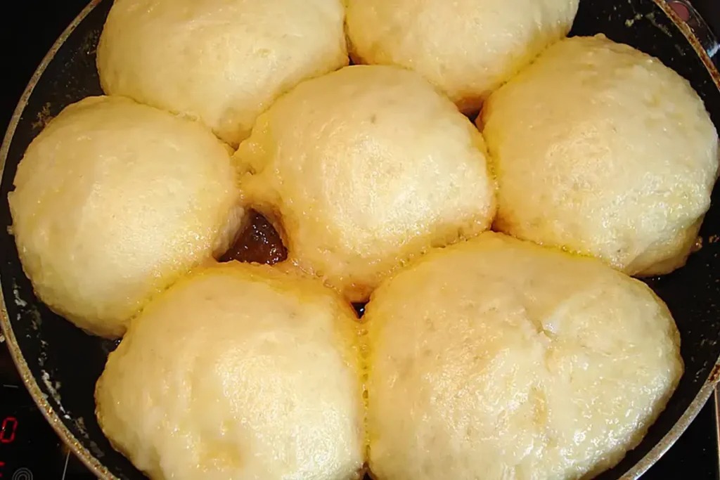 Süße Dampfnudeln Rezept: Ein Klassiker der deutschen Küche
