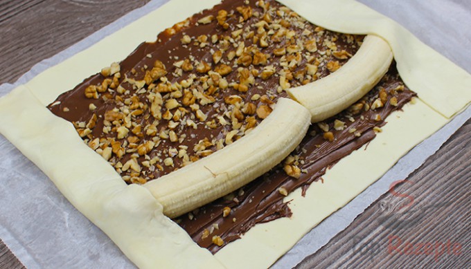 Phänomenale SUPERSCHNELLE Bananen-Nutella-Rolle