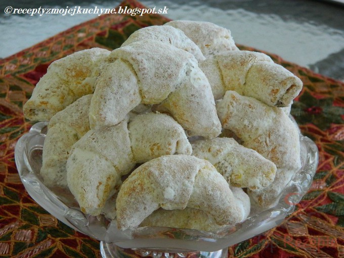 Zarte Hörnchen aus saurer Sahne