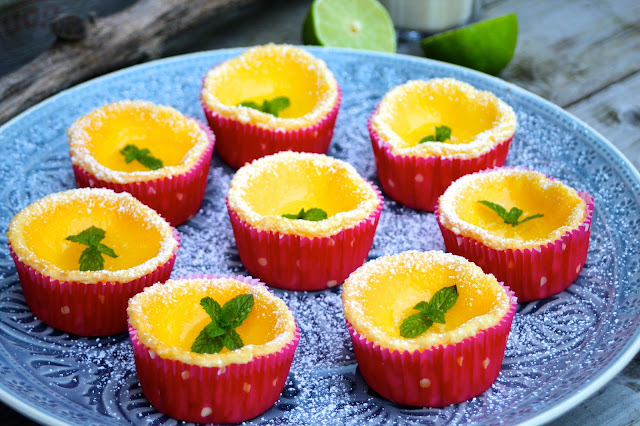Mini-Limetten-Cheesecakes