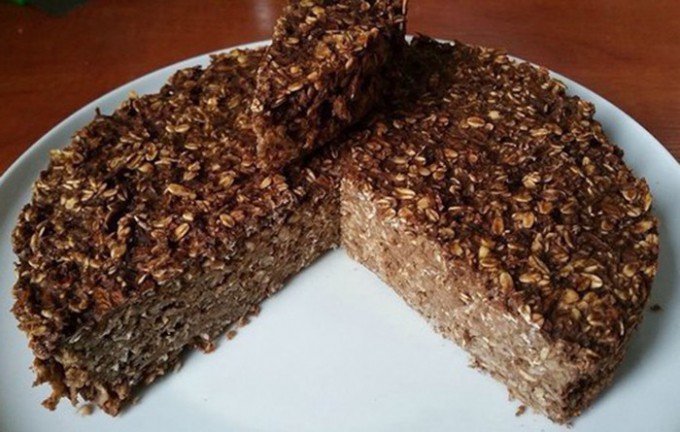 FITNESS-Torte mit Haferflocken ohne Mehl und Zucker