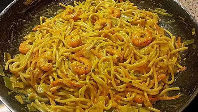 Spaghetti mit scharfer Garnelen-Sahne-Soße Rezept