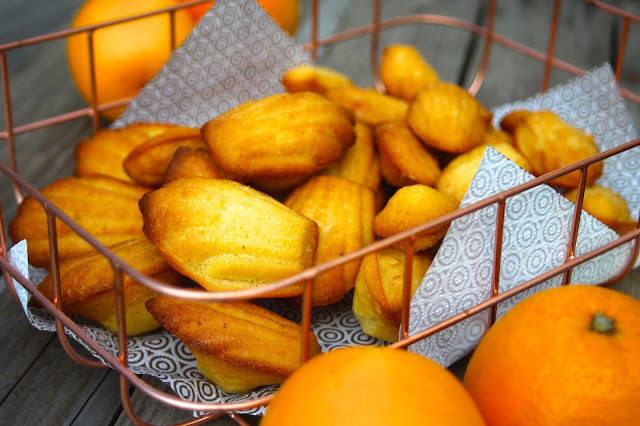 Orangen‑Madeleines mit Orangengelee-Füllung