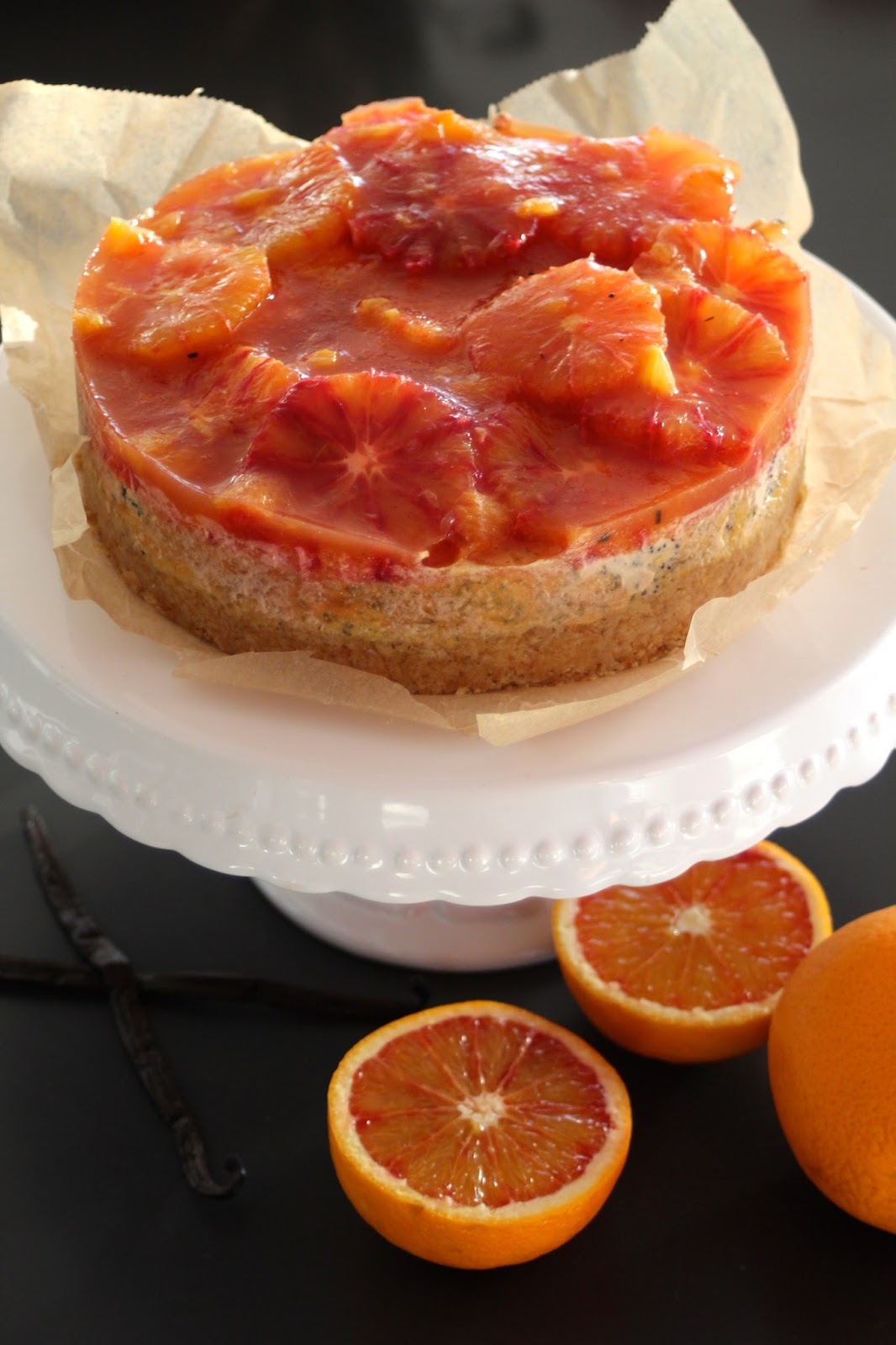 Blutorangen‑Mohn-Cheesecake