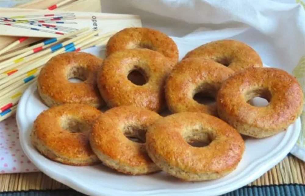 Apfelkrapfen: Nepoužívám mouku, máslo ani cukr: Vždy je jím k snídani | Pouze 90 kcal!