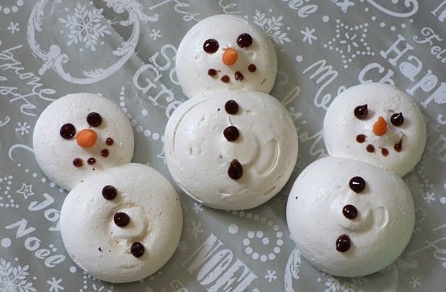 Polibek sněhuláků