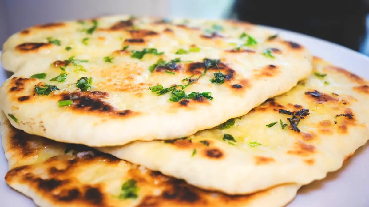 Recept na česnekový placek bez kvasnic za chvilku