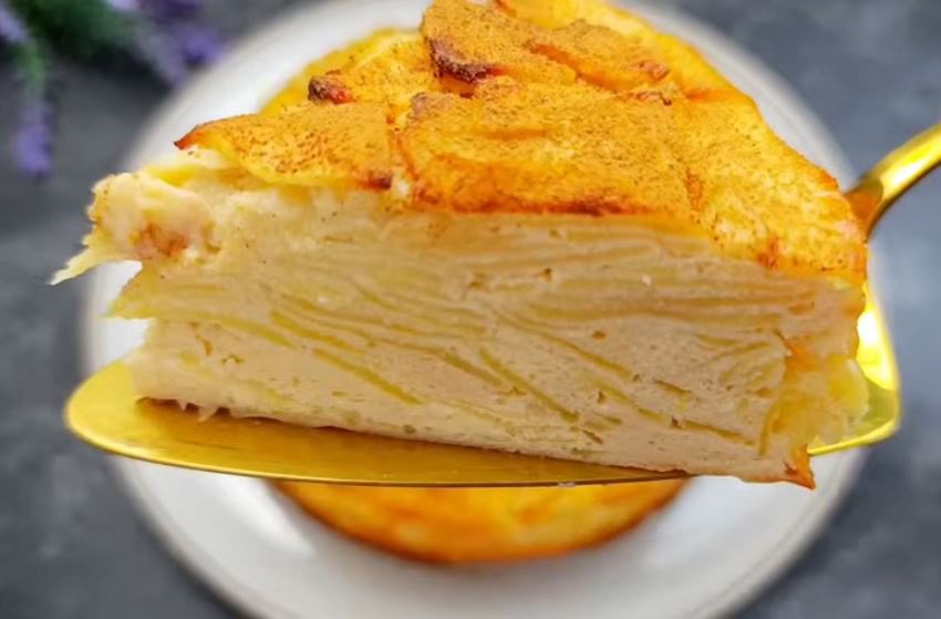 Tentokrát jsem nepřidal ani gram mouky, je to nejlepší a nejlehčí jablečný koláč všech dob | Pouze 160 kcal!