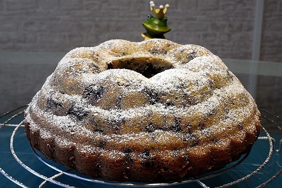 Urmelis šťavnatý borůvkový tvarohovo-citronový bábovka