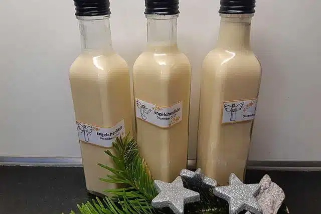 Recept na likér Engelchen: chutná jako tekutý marcipán