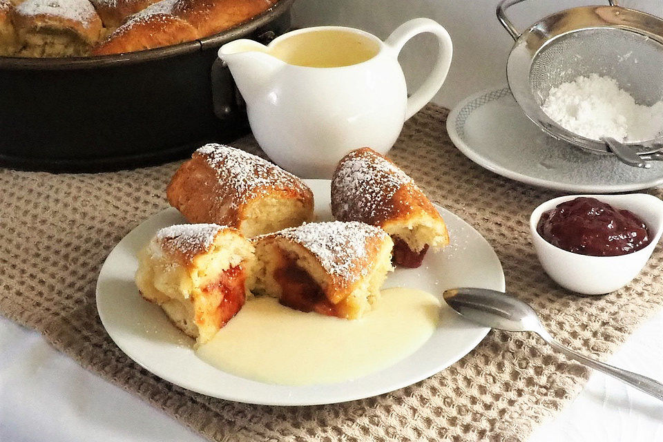 Kärntnerské buchty s povidly