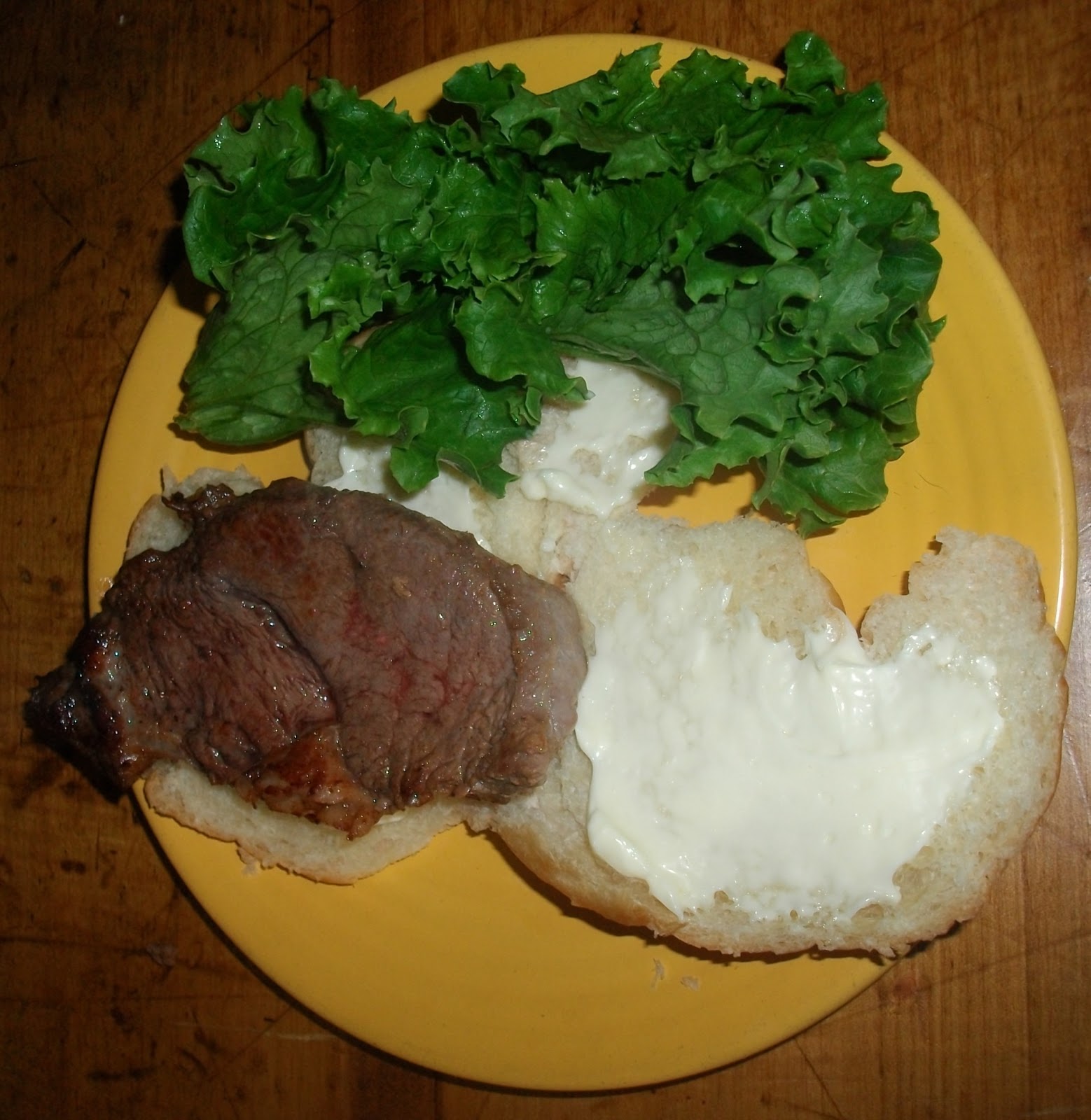 Sirloin steaky opečené na pánvi