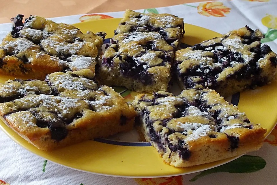 Borůvkové krémové řezy