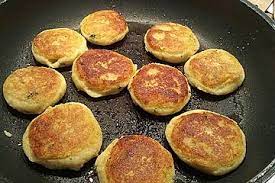 Bramborové placičky, jsou tak chutné, že je vařím téměř každý den!