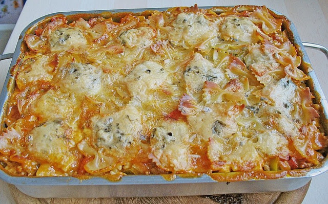 Pikantní paprikové těstoviny zapékané