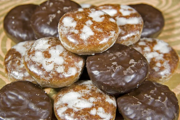 Perníčky s čokoládovou polevou