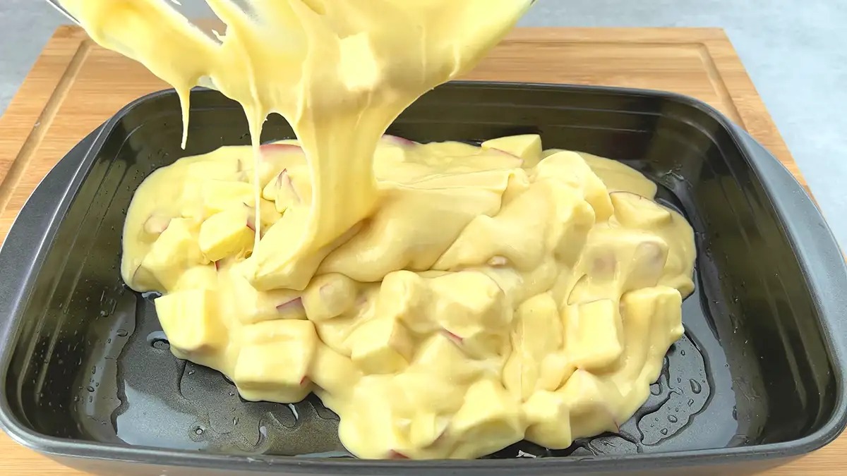 Recept na jablečný krémový koláč