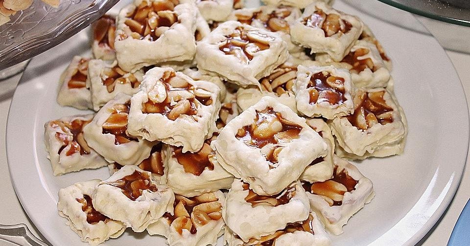 Ořechové rohy s bílou čokoládou