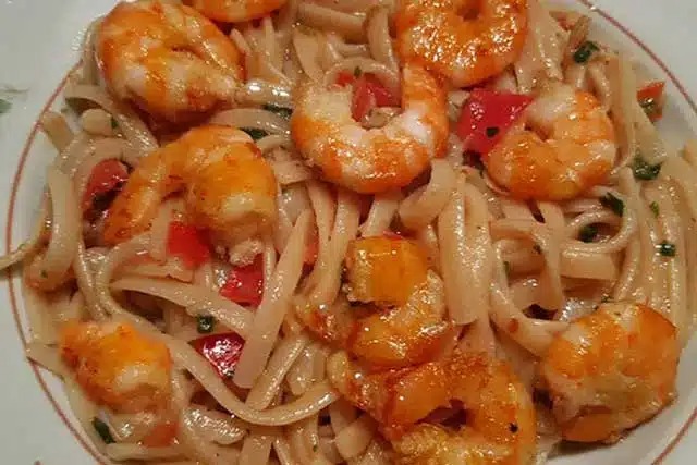 Recept na špagety aglio, olio e peperoncino: neuvěřitelná chuť