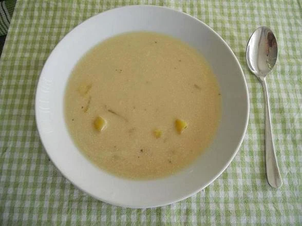 Dršťková polévka