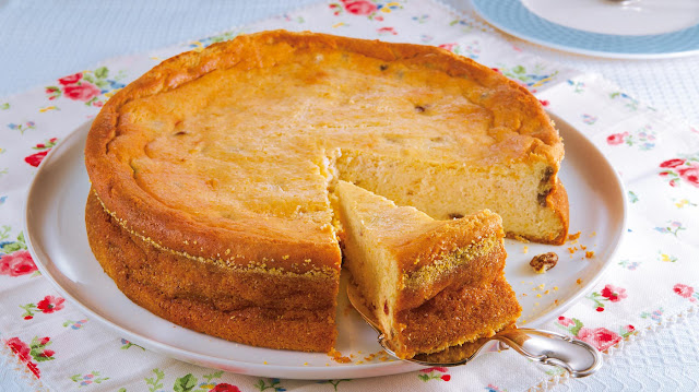 Tvarohový dort bez korpusu s rozinkami