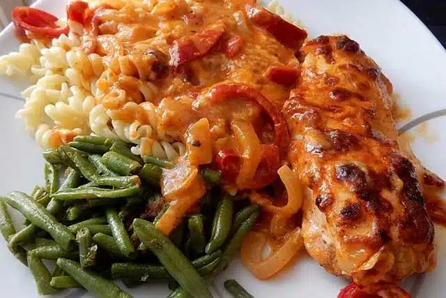 Kuřecí na paprice se smetanou