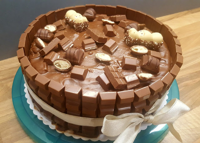 Šťastný čoko-vanilkový dort