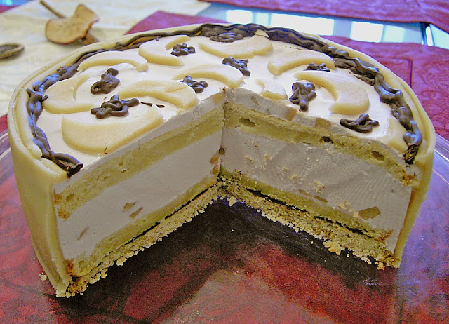 Jablečný punč dort