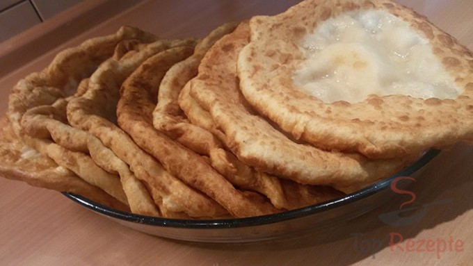 Velmi dobrý recept na langoše