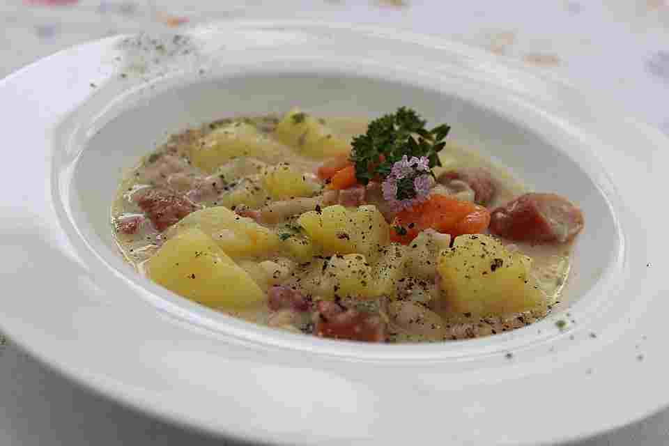 Hustý fazolový guláš