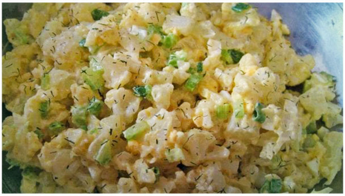 Nejlepší květákový salát