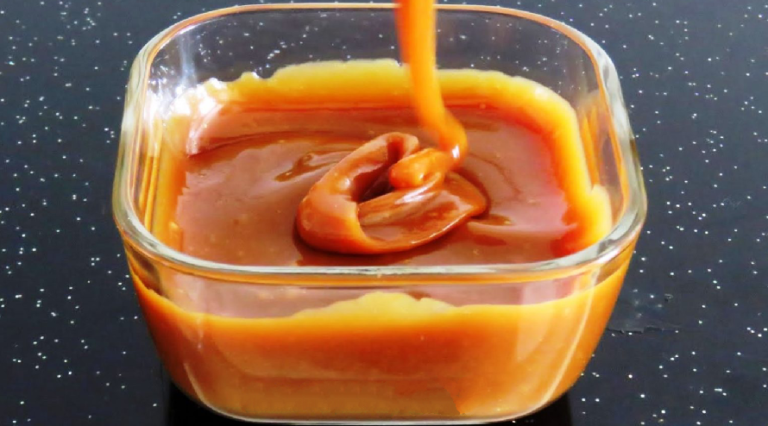 3 ingredience karamelová omáčka hotová za 10 minut!